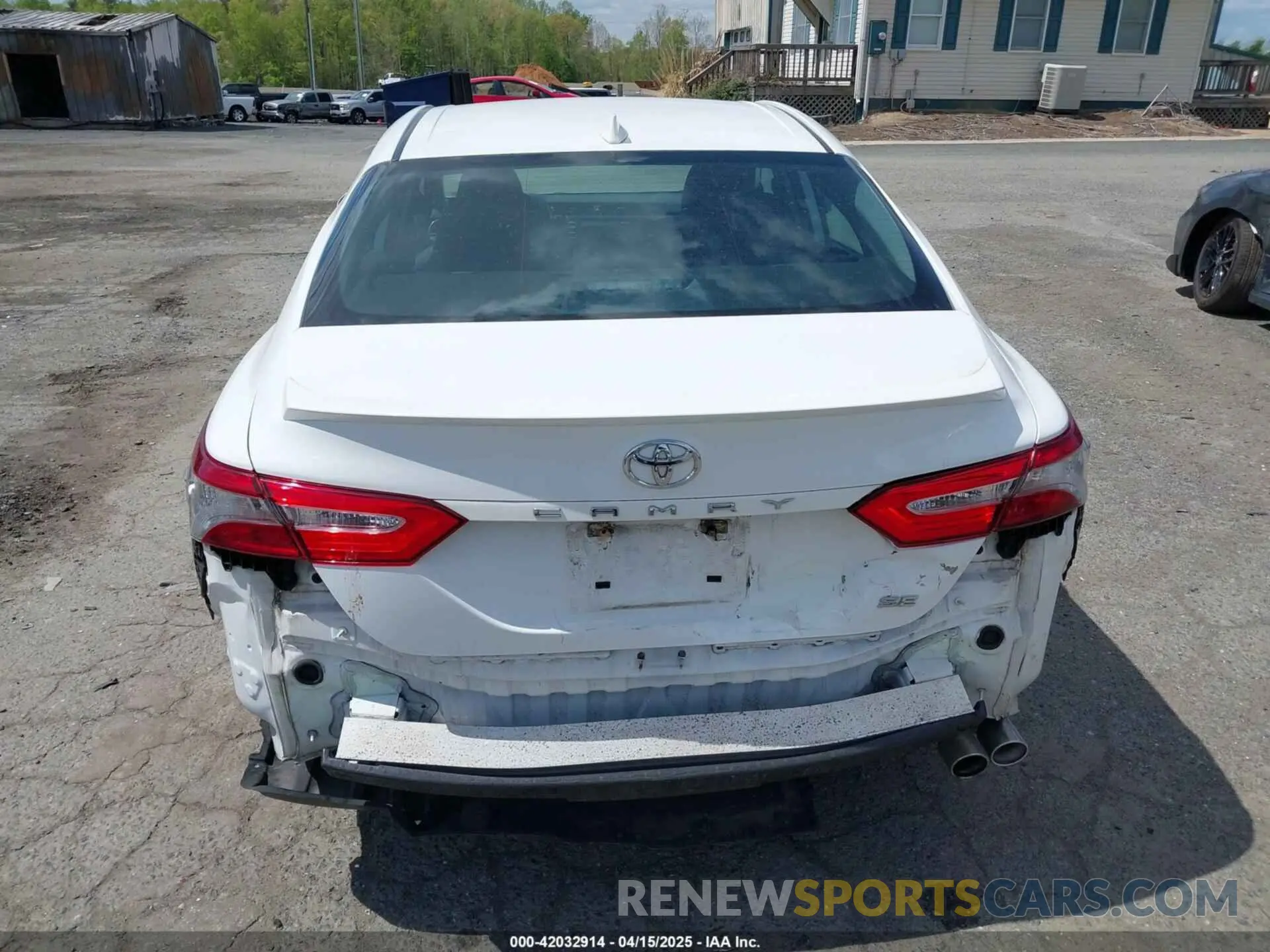 6 fotografías del automóvil dañado 4T1B11HK0KU754797 TOYOTA CAMRY 2019