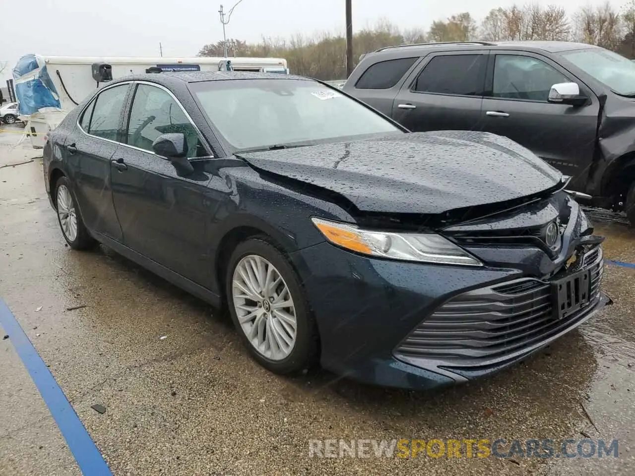 4 fotografías del automóvil dañado 4T1B11HK0KU767047 TOYOTA CAMRY 2019
