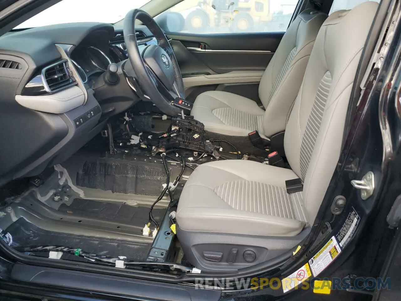 7 fotografías del automóvil dañado 4T1B11HK0KU776086 TOYOTA CAMRY 2019