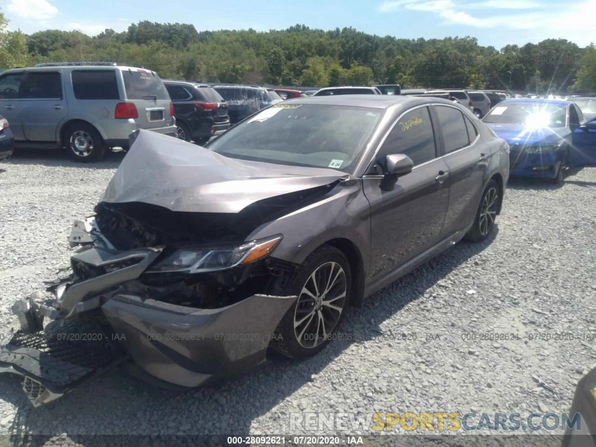 2 fotografías del automóvil dañado 4T1B11HK0KU783314 TOYOTA CAMRY 2019