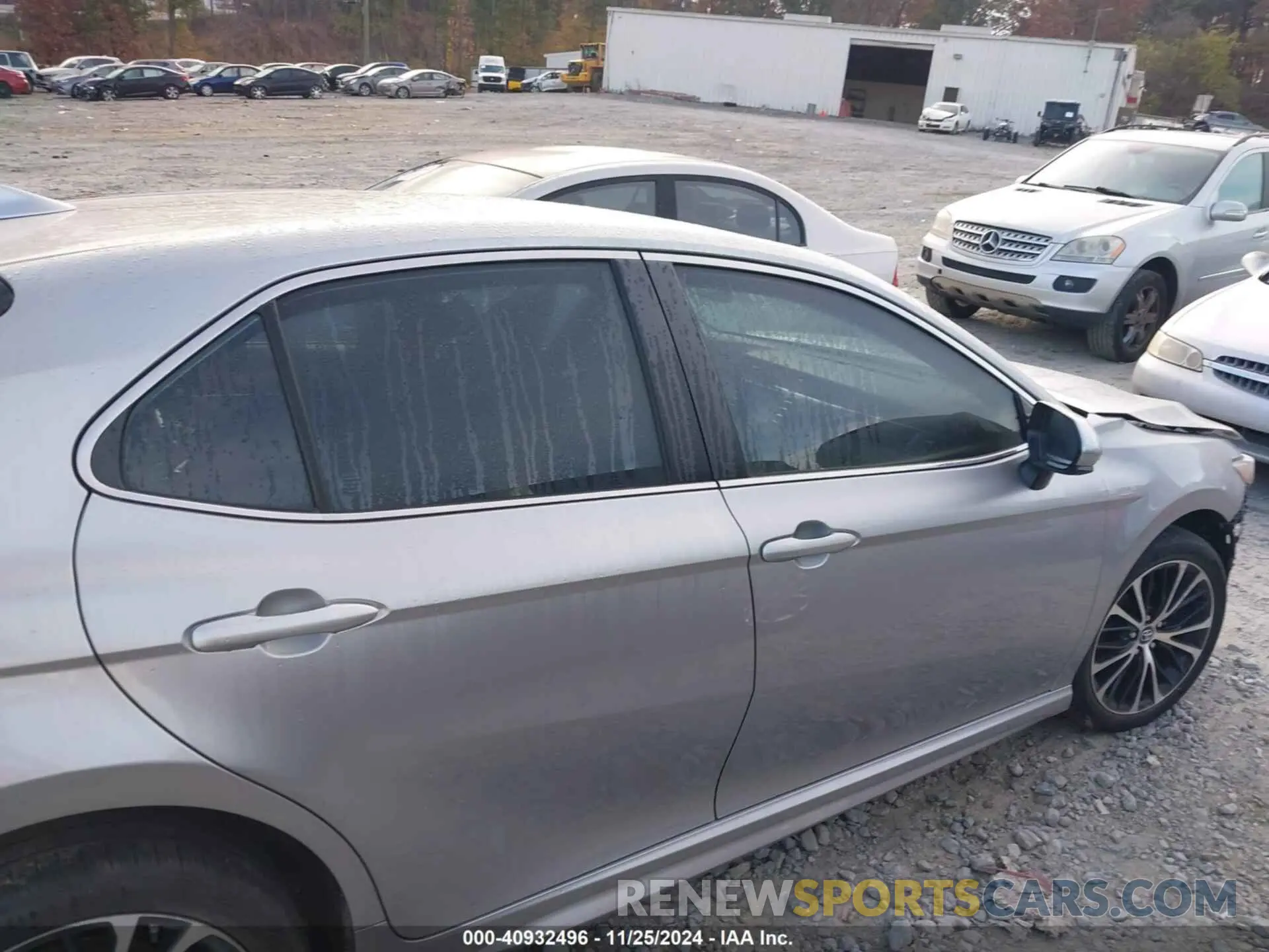 14 fotografías del automóvil dañado 4T1B11HK0KU785886 TOYOTA CAMRY 2019