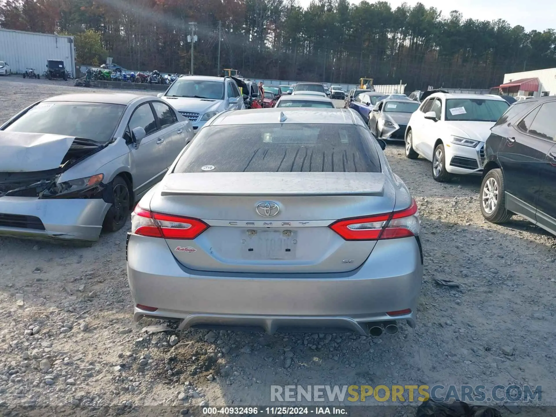 17 fotografías del automóvil dañado 4T1B11HK0KU785886 TOYOTA CAMRY 2019