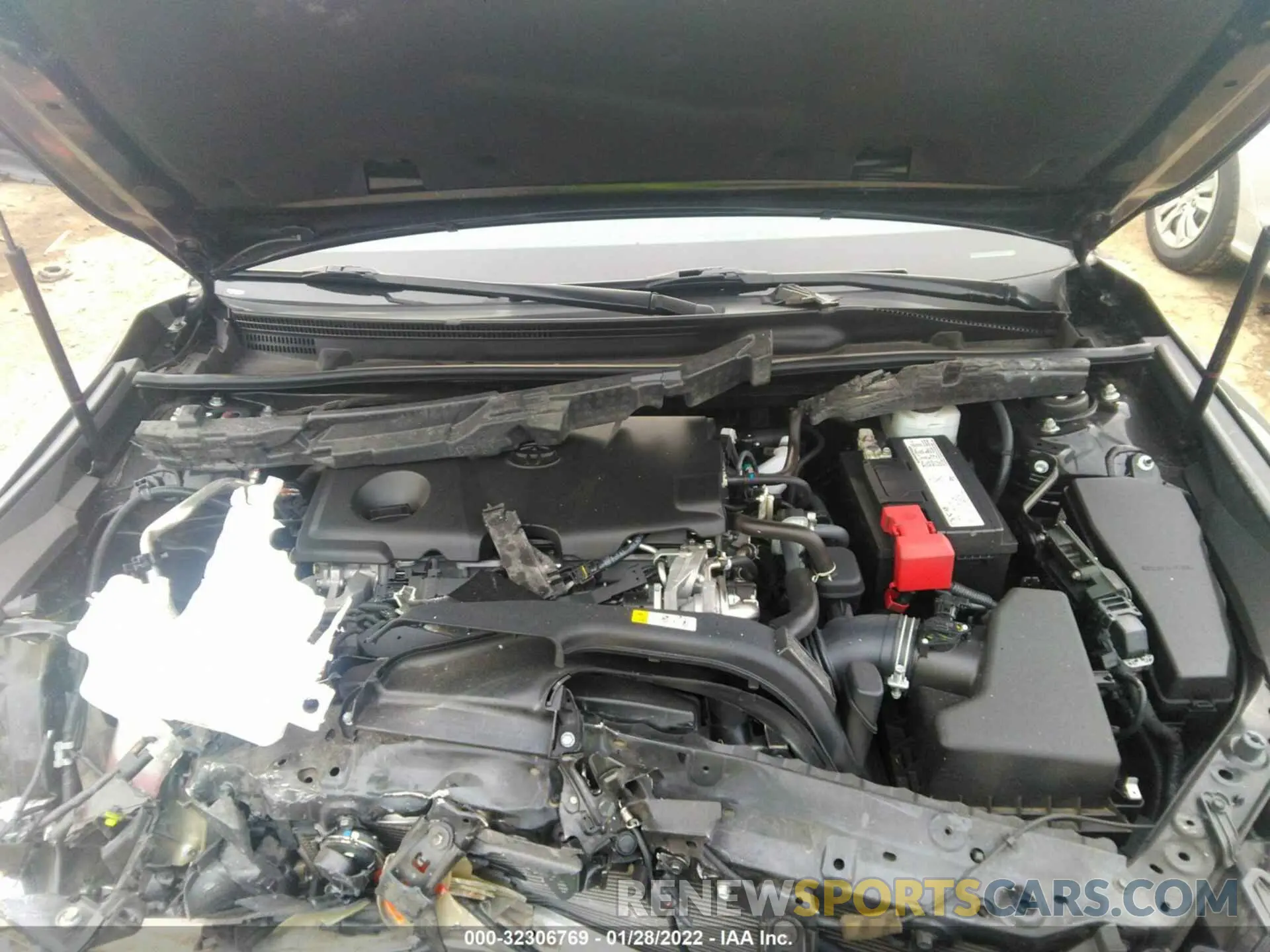 10 fotografías del automóvil dañado 4T1B11HK0KU786410 TOYOTA CAMRY 2019