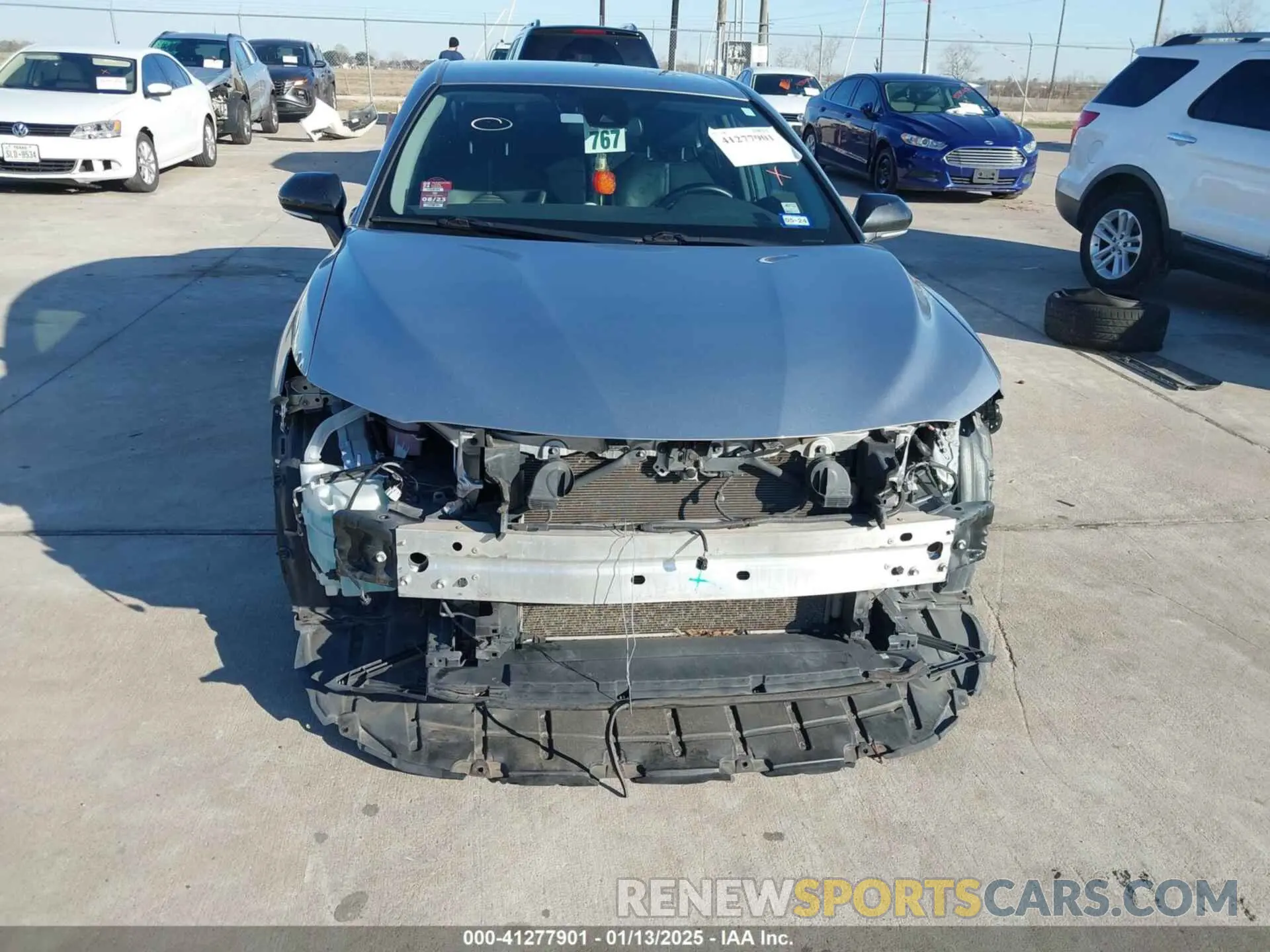 12 fotografías del automóvil dañado 4T1B11HK0KU787685 TOYOTA CAMRY 2019