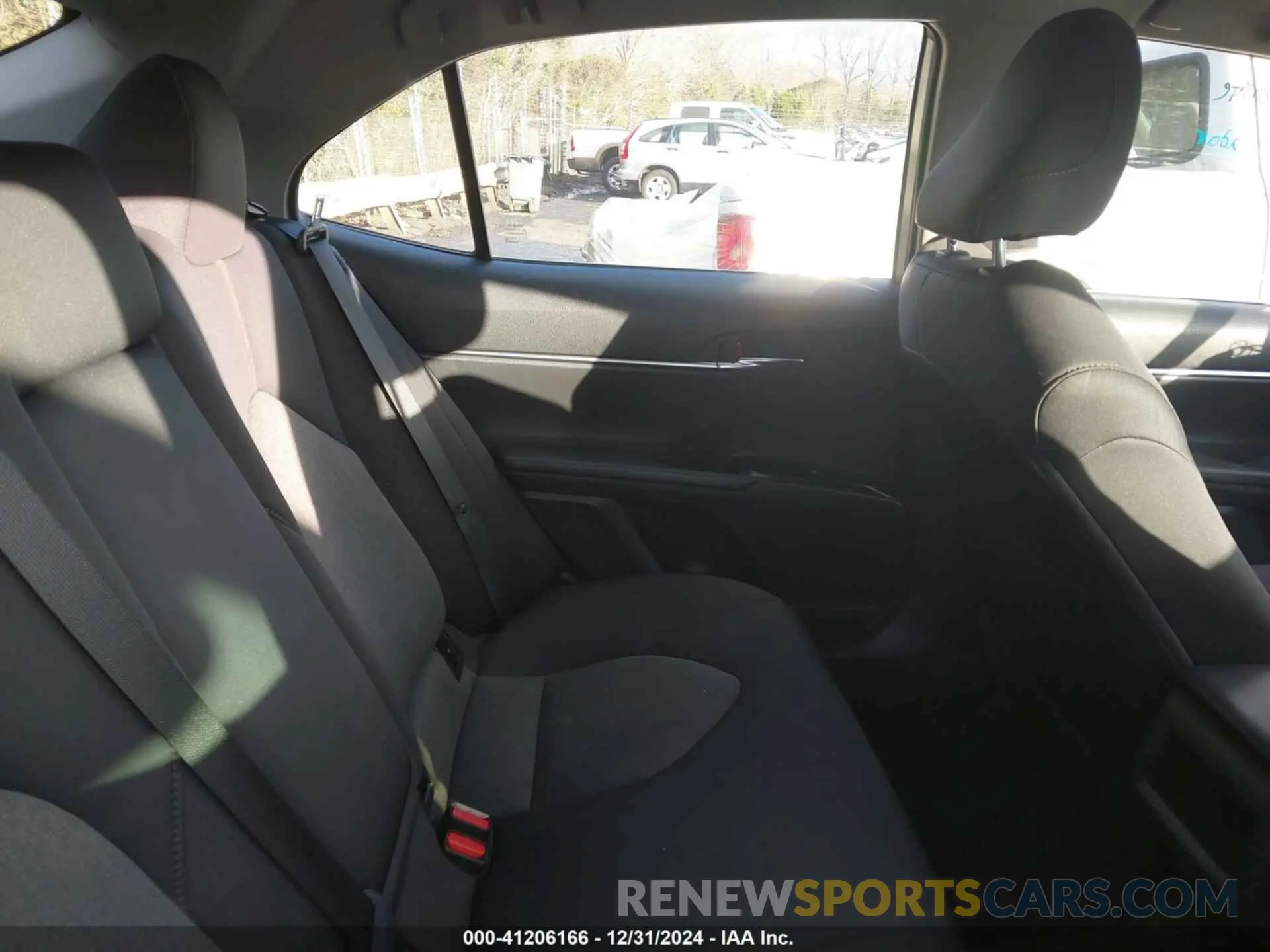 8 fotografías del automóvil dañado 4T1B11HK0KU791767 TOYOTA CAMRY 2019