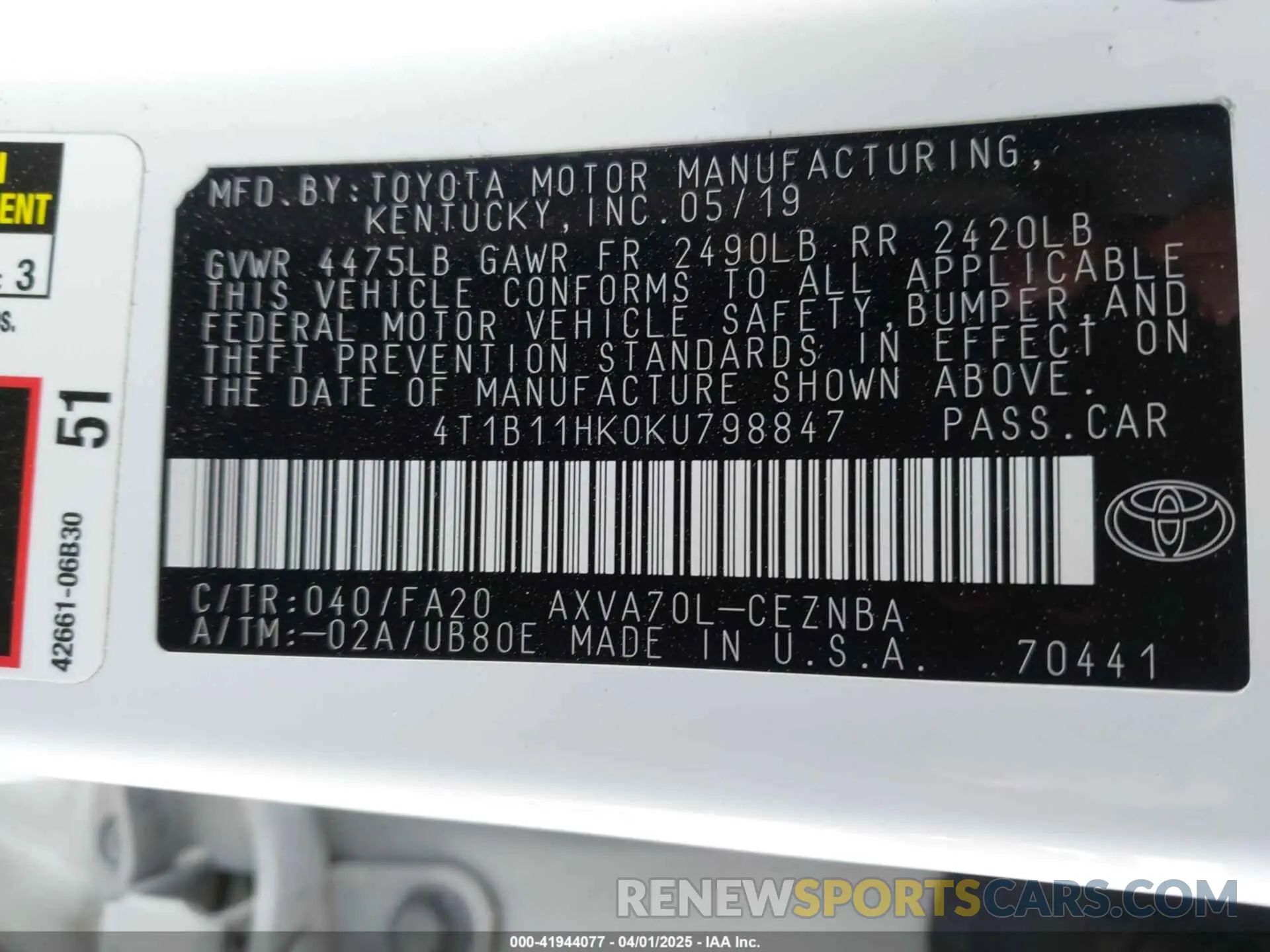 9 fotografías del automóvil dañado 4T1B11HK0KU798847 TOYOTA CAMRY 2019