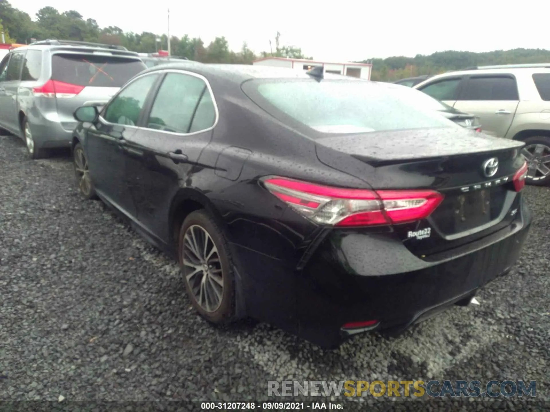 3 fotografías del automóvil dañado 4T1B11HK0KU804730 TOYOTA CAMRY 2019