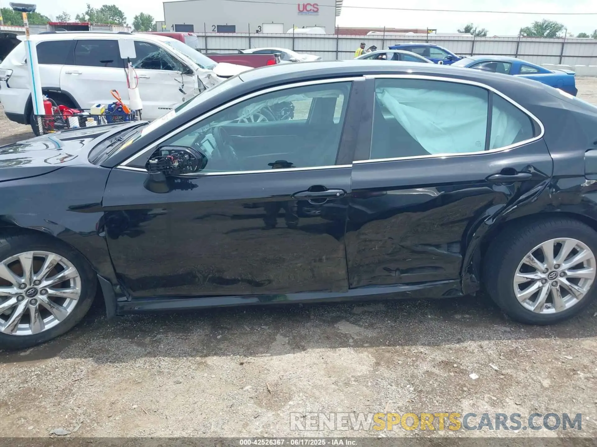 14 fotografías del automóvil dañado 4T1B11HK0KU809958 TOYOTA CAMRY 2019
