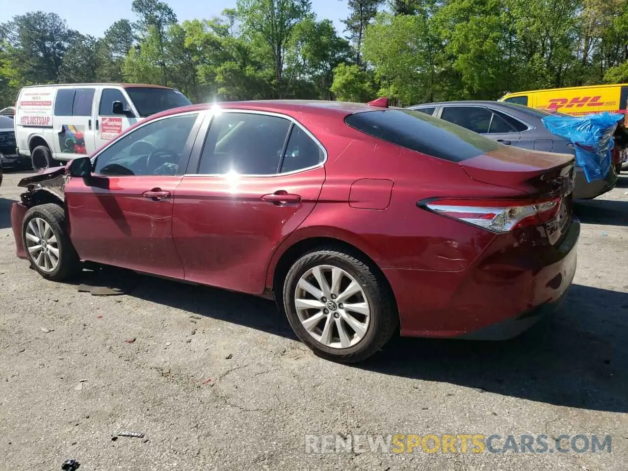 2 fotografías del automóvil dañado 4T1B11HK0KU810494 TOYOTA CAMRY 2019