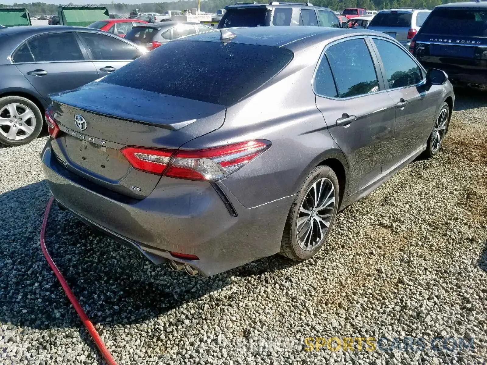 4 fotografías del automóvil dañado 4T1B11HK0KU810981 TOYOTA CAMRY 2019