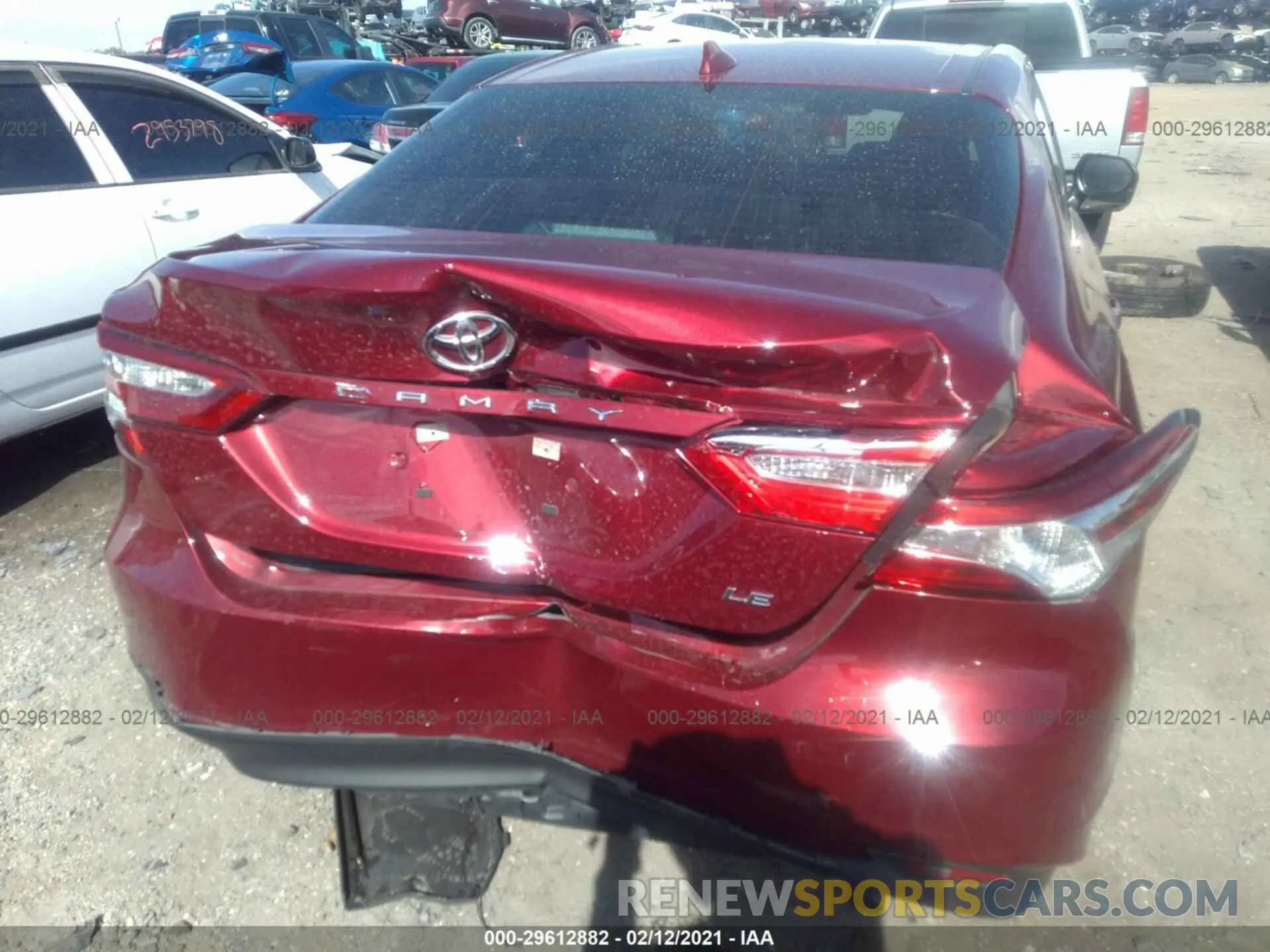 6 fotografías del automóvil dañado 4T1B11HK0KU817221 TOYOTA CAMRY 2019