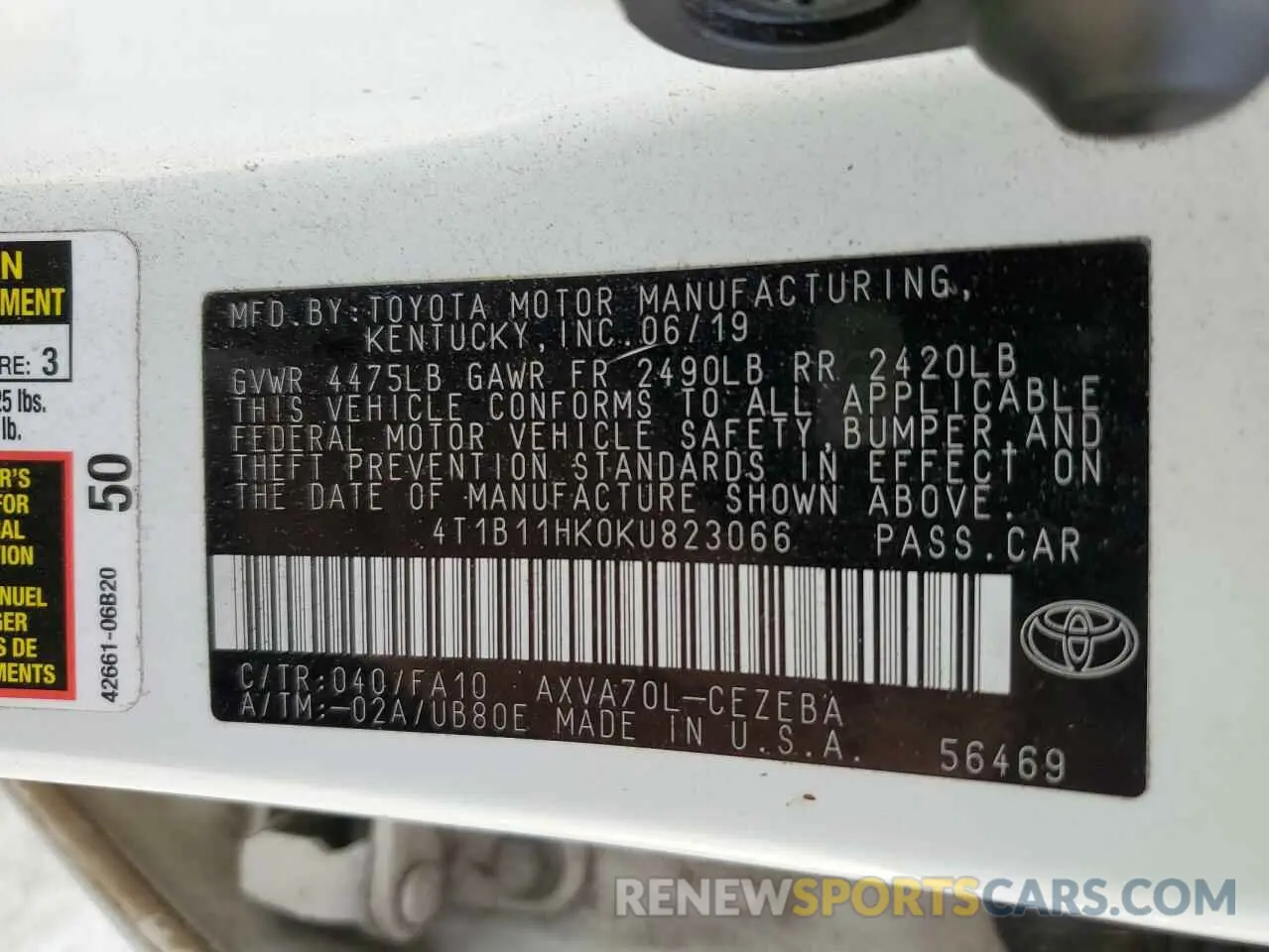 12 fotografías del automóvil dañado 4T1B11HK0KU823066 TOYOTA CAMRY 2019