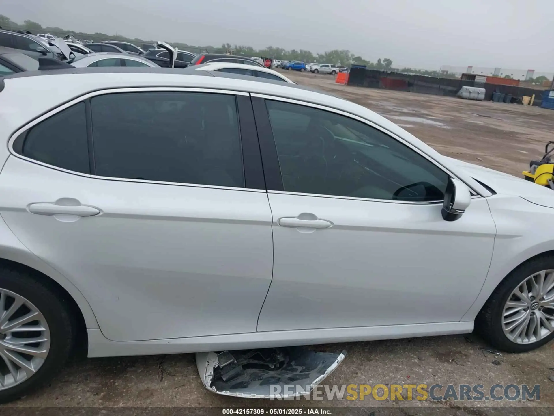 13 fotografías del automóvil dañado 4T1B11HK0KU841129 TOYOTA CAMRY 2019