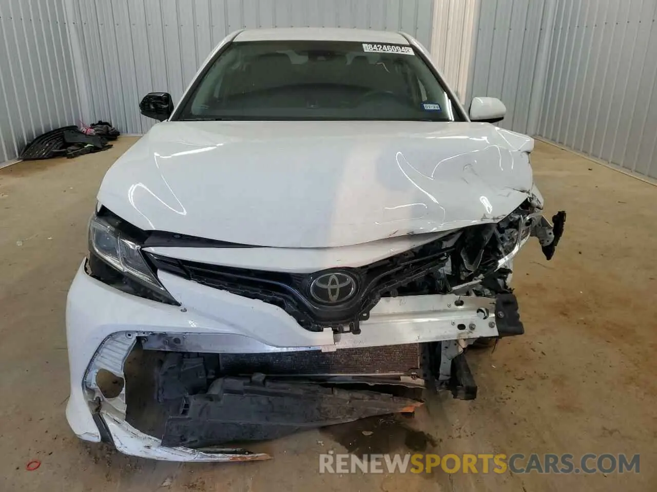 5 fotografías del automóvil dañado 4T1B11HK0KU845004 TOYOTA CAMRY 2019