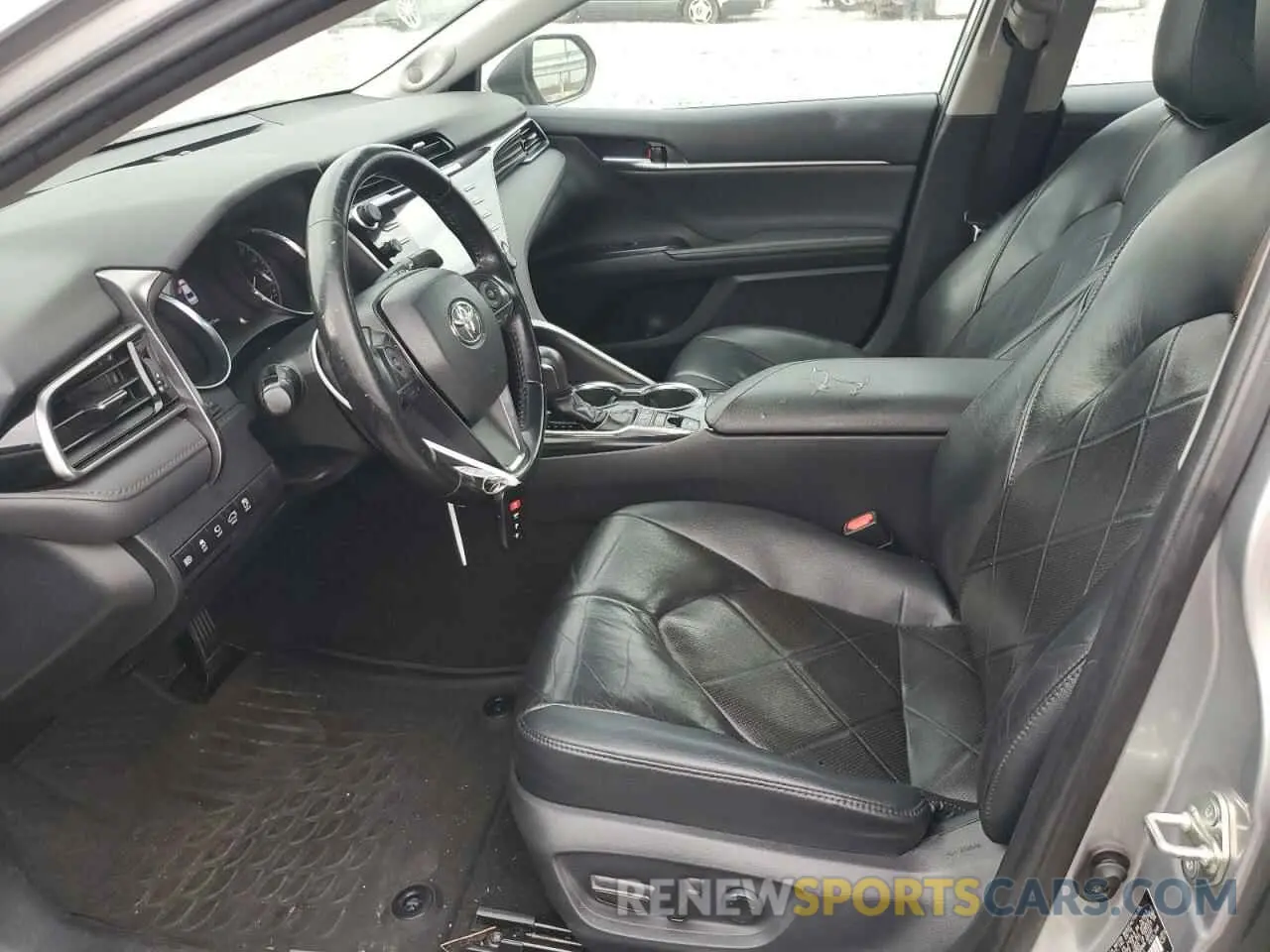7 fotografías del automóvil dañado 4T1B11HK1KU164981 TOYOTA CAMRY 2019