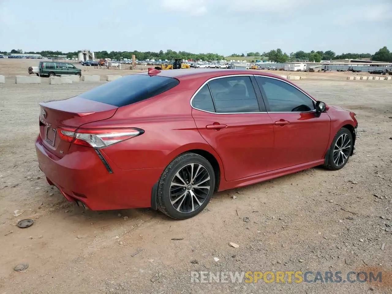 3 fotografías del automóvil dañado 4T1B11HK1KU173891 TOYOTA CAMRY 2019