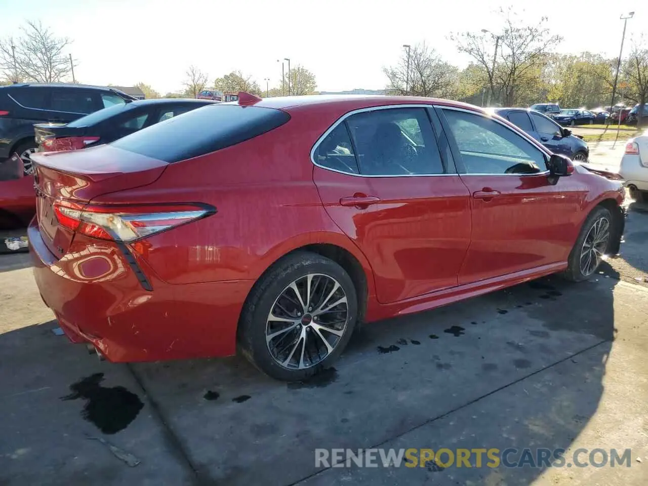 3 fotografías del automóvil dañado 4T1B11HK1KU179500 TOYOTA CAMRY 2019