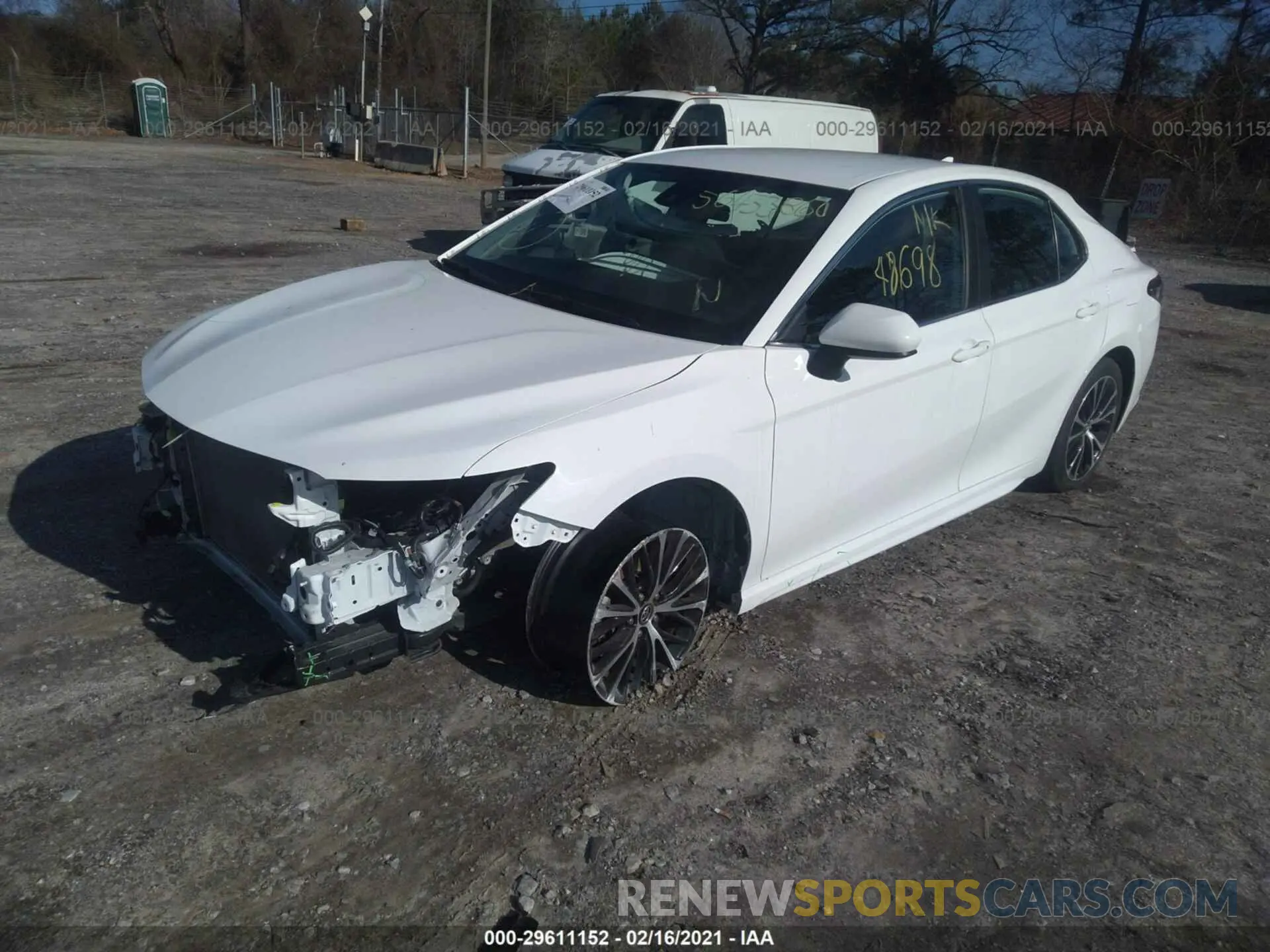 2 fotografías del automóvil dañado 4T1B11HK1KU180663 TOYOTA CAMRY 2019
