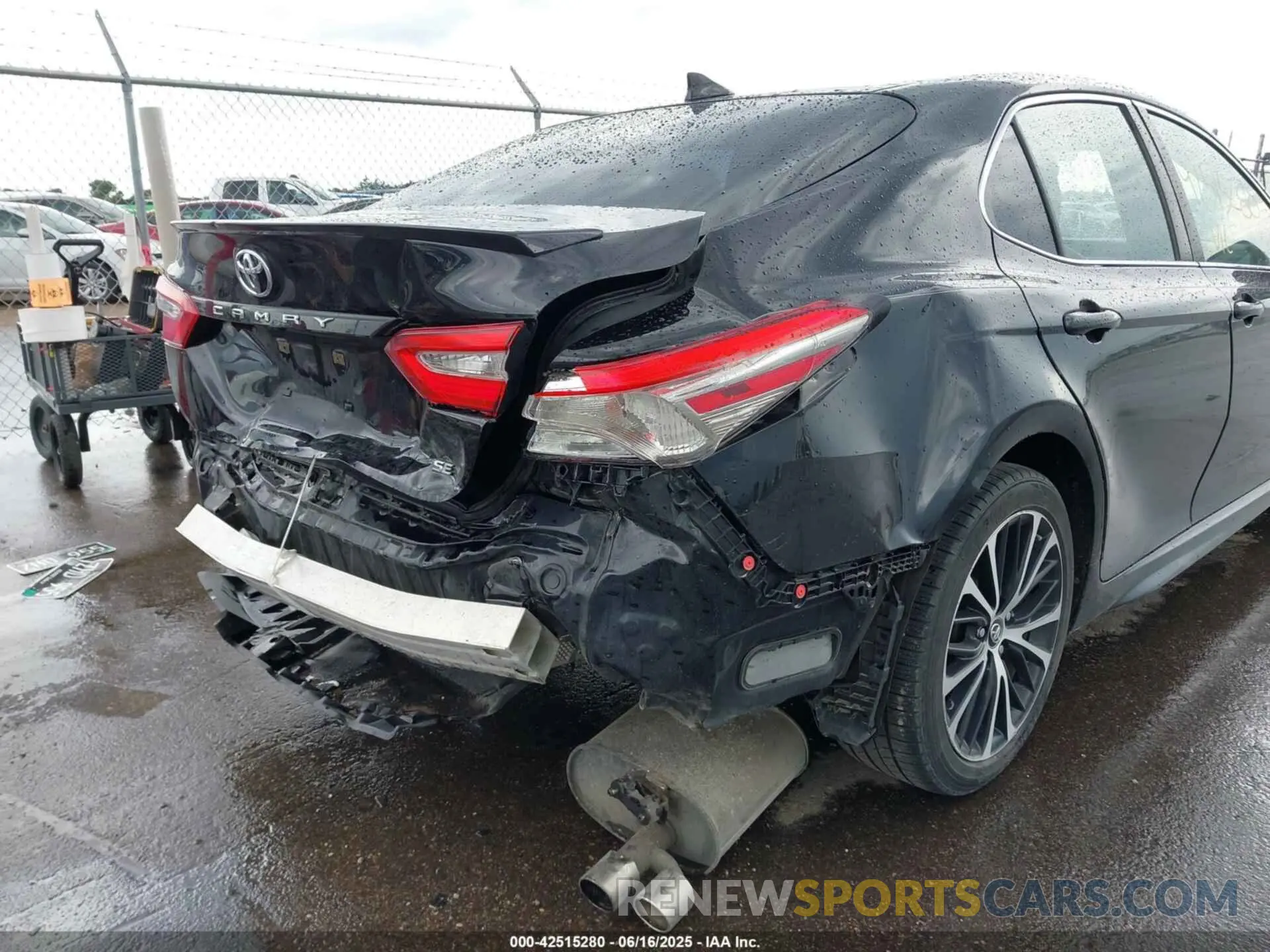 6 fotografías del automóvil dañado 4T1B11HK1KU181635 TOYOTA CAMRY 2019