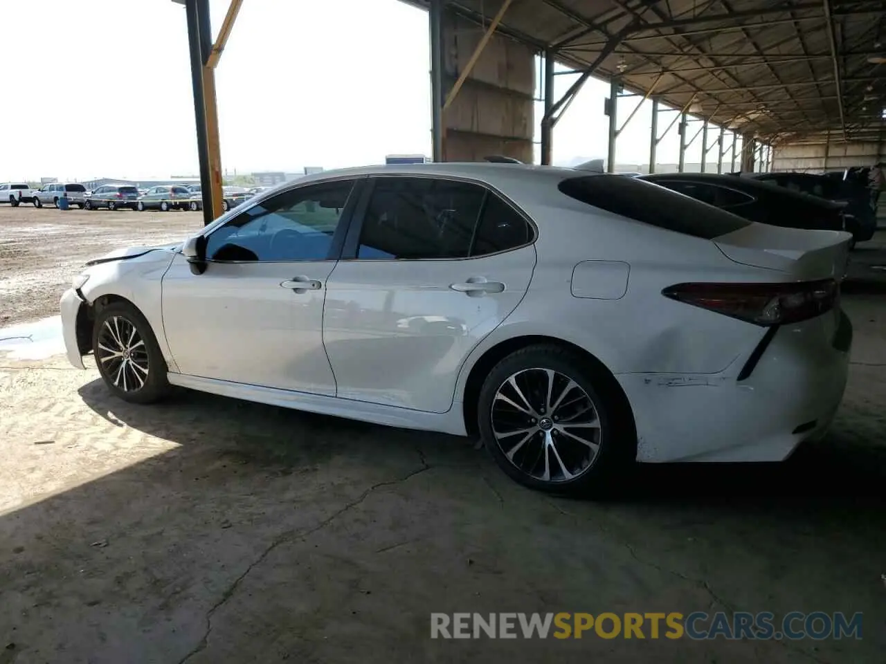 2 fotografías del automóvil dañado 4T1B11HK1KU186205 TOYOTA CAMRY 2019