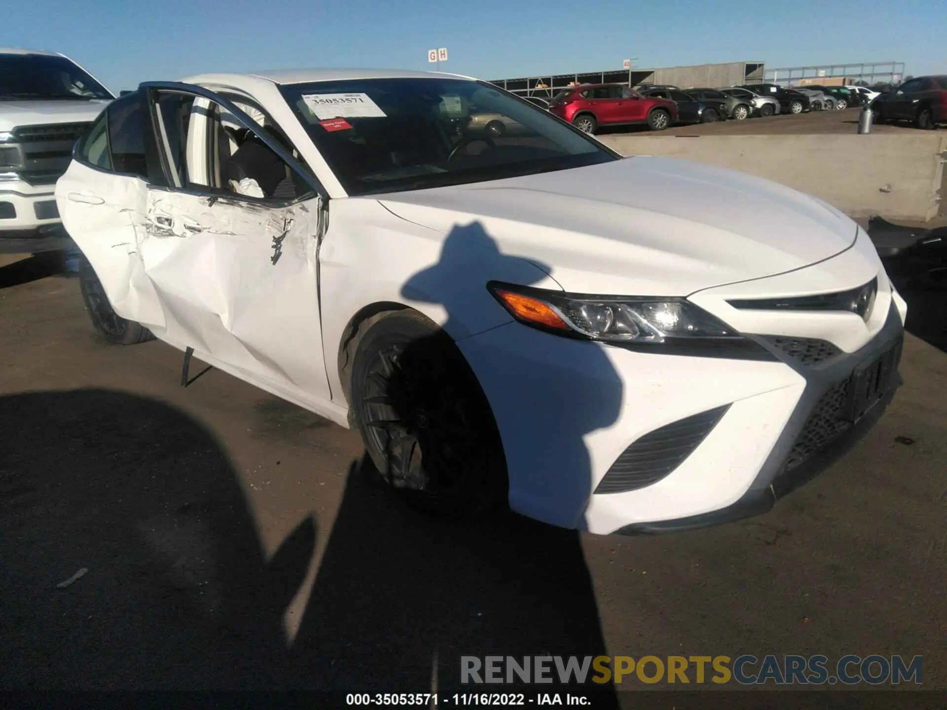 1 fotografías del automóvil dañado 4T1B11HK1KU191064 TOYOTA CAMRY 2019