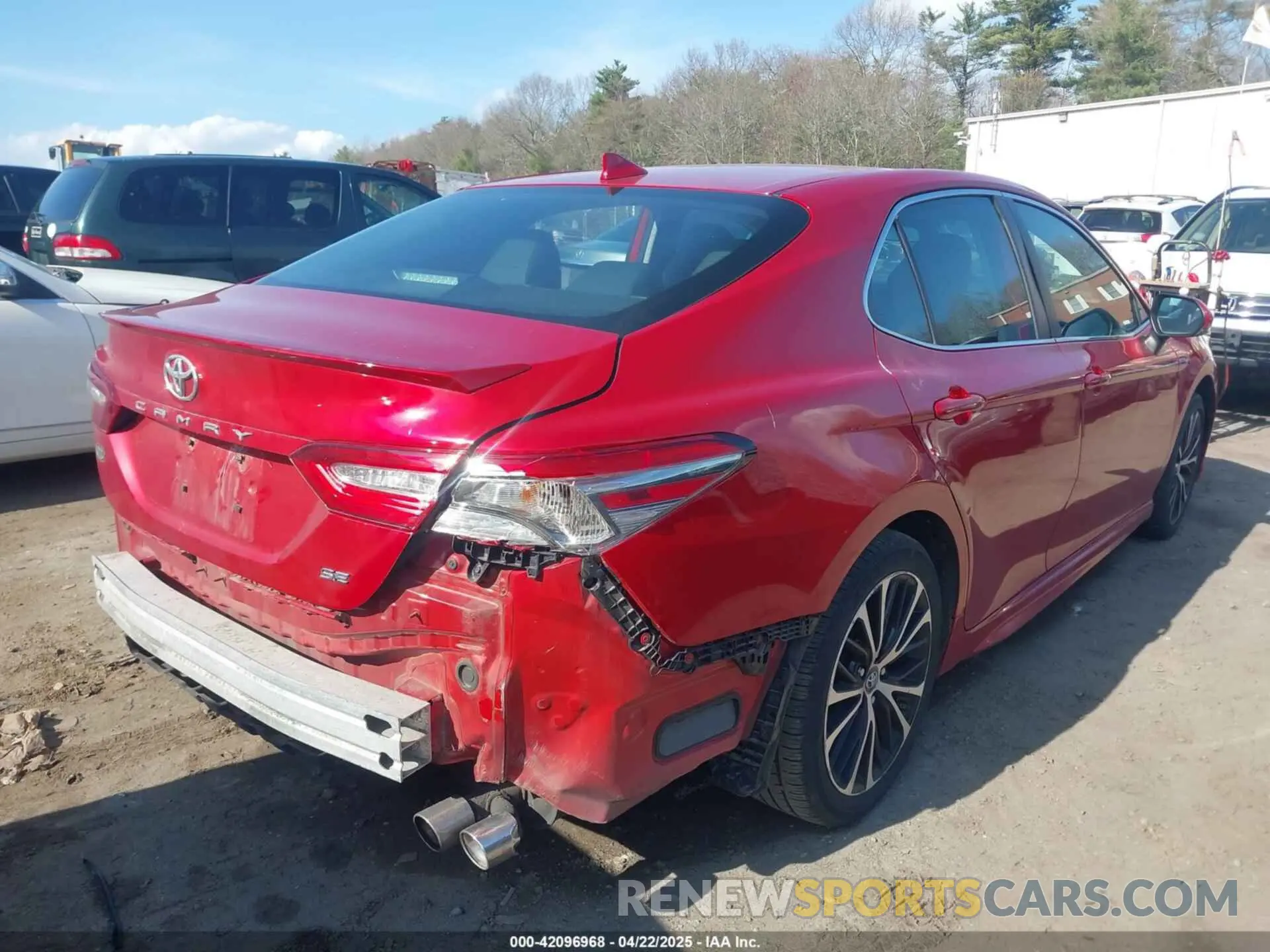 4 fotografías del automóvil dañado 4T1B11HK1KU192117 TOYOTA CAMRY 2019