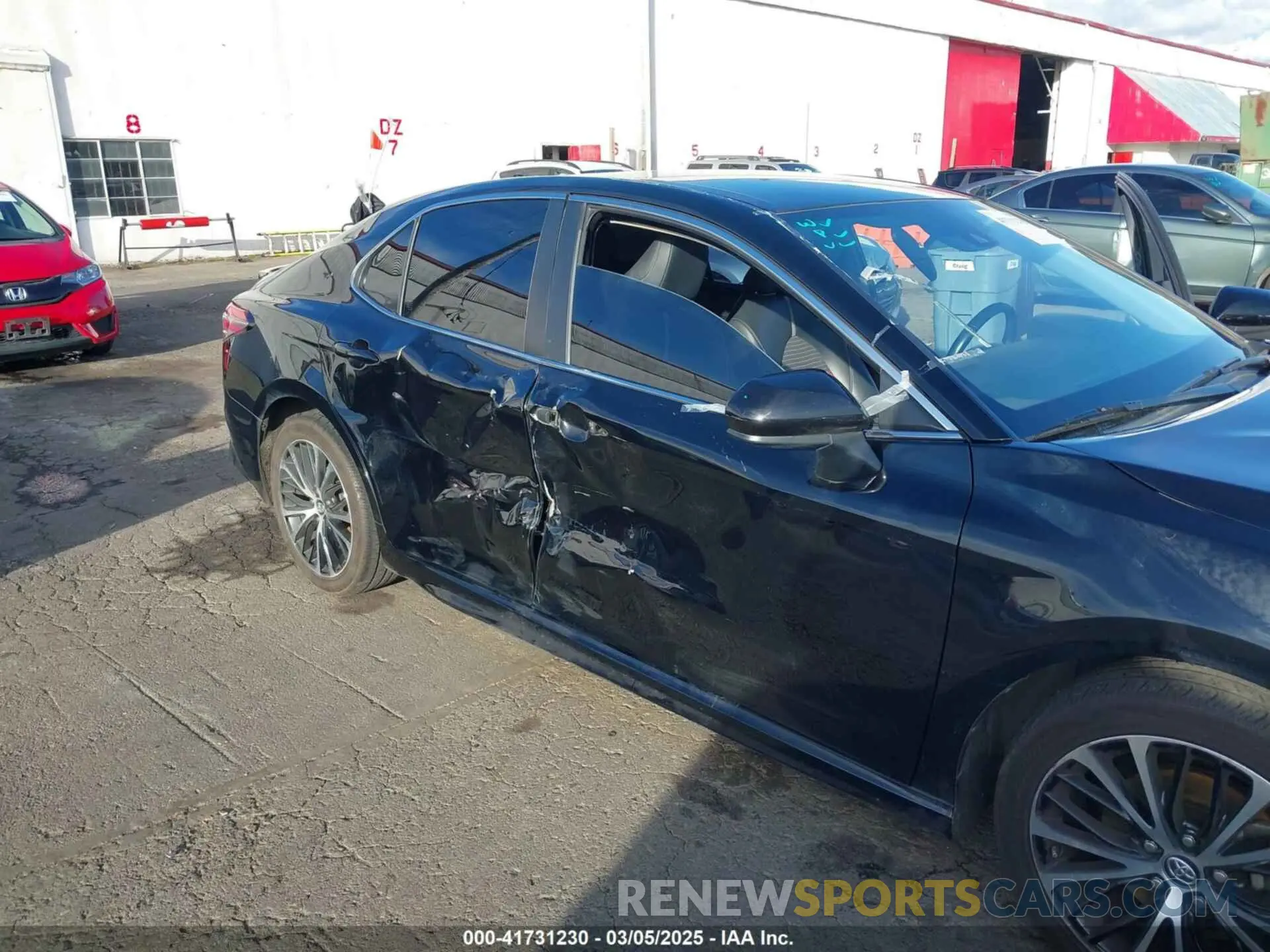 6 fotografías del automóvil dañado 4T1B11HK1KU201897 TOYOTA CAMRY 2019