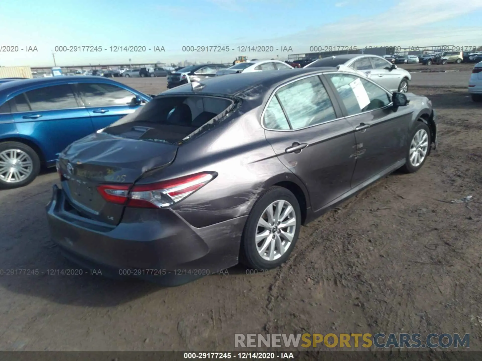 4 fotografías del automóvil dañado 4T1B11HK1KU204640 TOYOTA CAMRY 2019