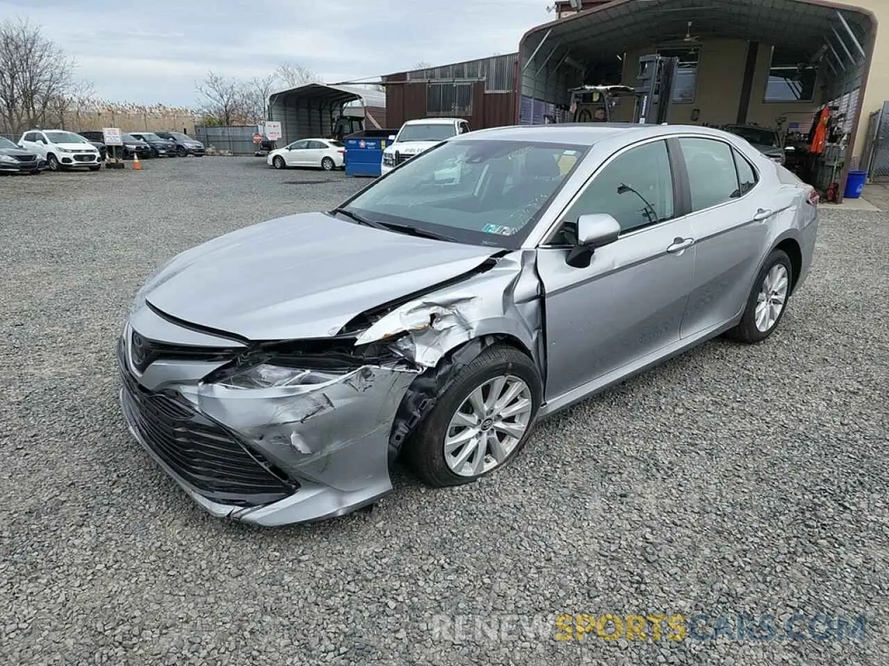 2 fotografías del automóvil dañado 4T1B11HK1KU208896 TOYOTA CAMRY 2019
