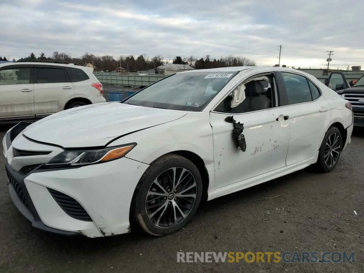 1 fotografías del automóvil dañado 4T1B11HK1KU214732 TOYOTA CAMRY 2019