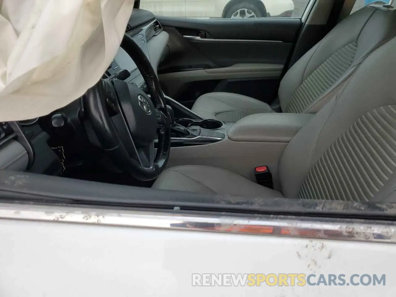 7 fotografías del automóvil dañado 4T1B11HK1KU214732 TOYOTA CAMRY 2019