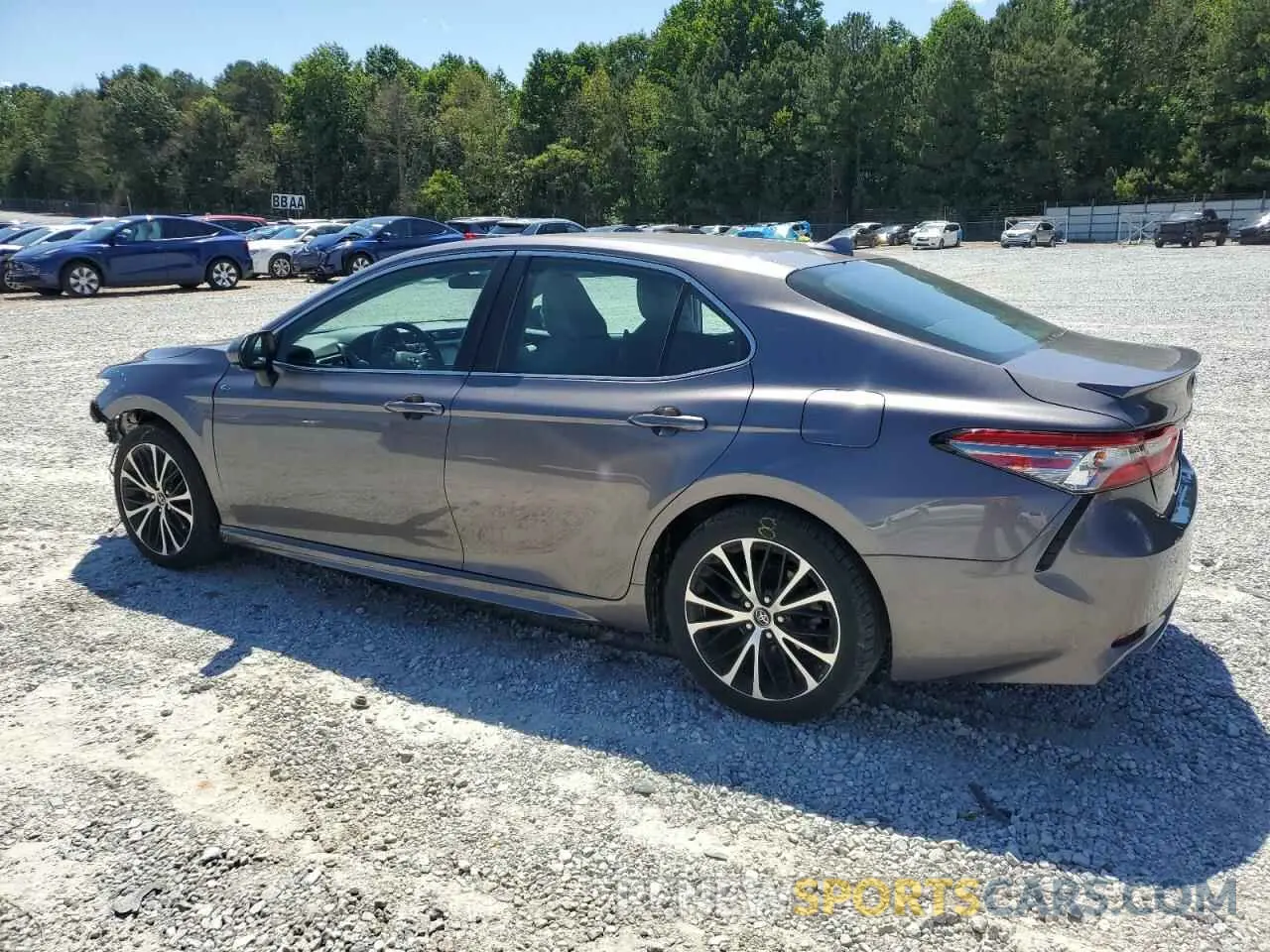 2 fotografías del automóvil dañado 4T1B11HK1KU222927 TOYOTA CAMRY 2019