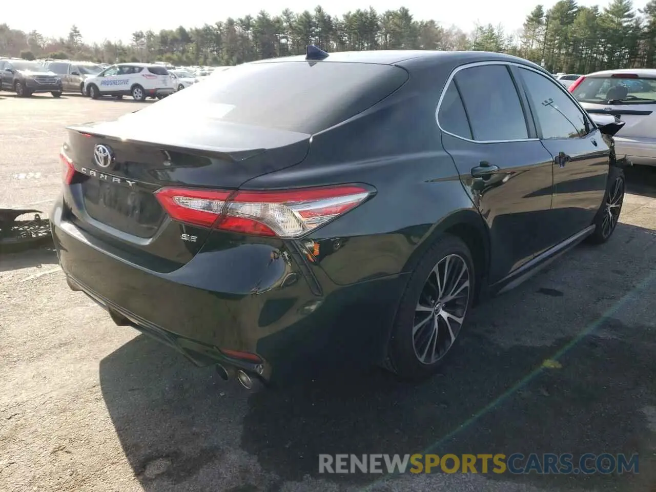 4 fotografías del automóvil dañado 4T1B11HK1KU224824 TOYOTA CAMRY 2019
