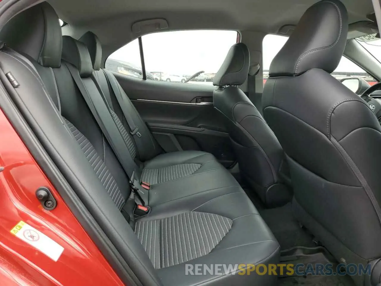 10 fotografías del automóvil dañado 4T1B11HK1KU225553 TOYOTA CAMRY 2019