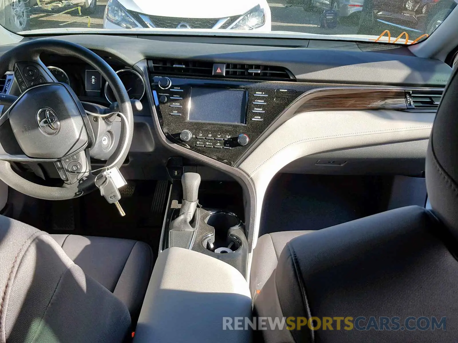 9 fotografías del automóvil dañado 4T1B11HK1KU233264 TOYOTA CAMRY 2019