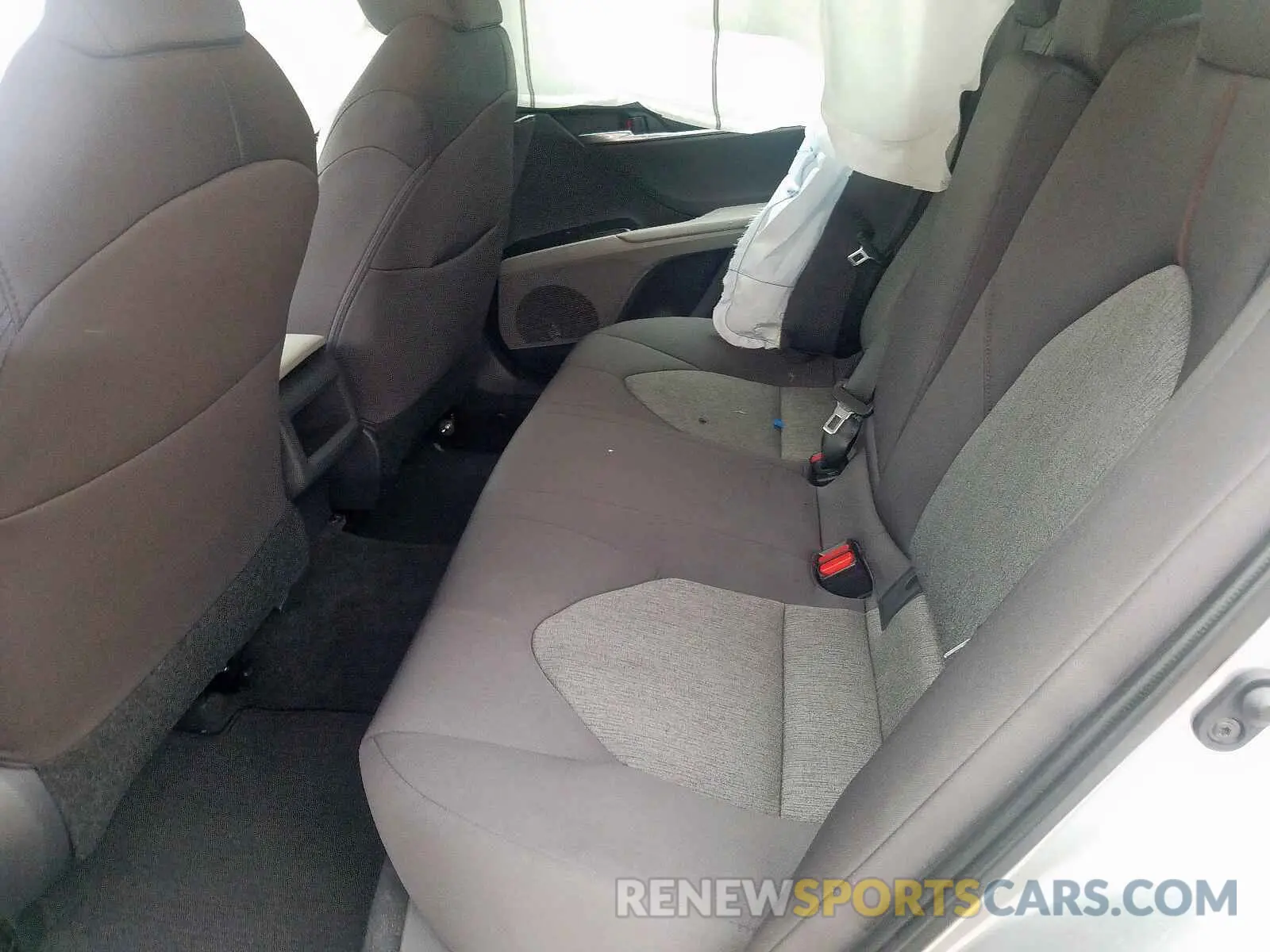 6 fotografías del automóvil dañado 4T1B11HK1KU237833 TOYOTA CAMRY 2019