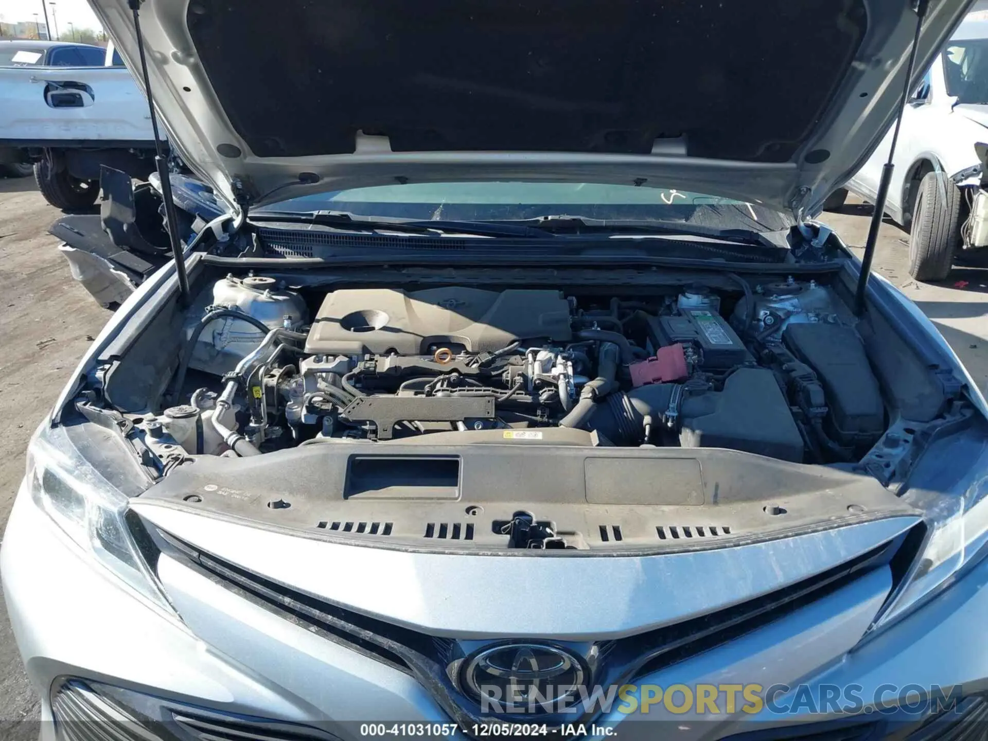10 fotografías del automóvil dañado 4T1B11HK1KU256544 TOYOTA CAMRY 2019