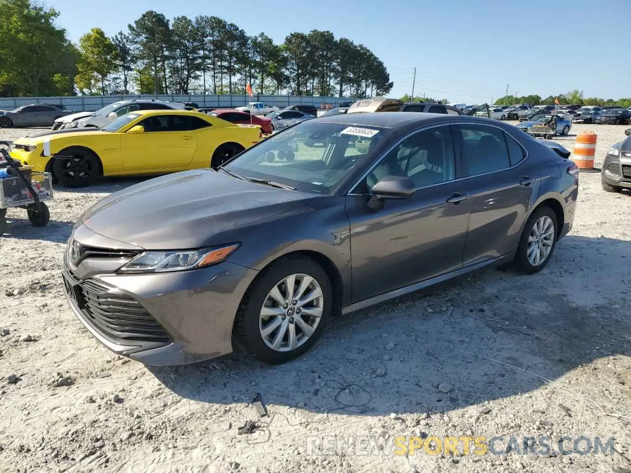 1 fotografías del automóvil dañado 4T1B11HK1KU266040 TOYOTA CAMRY 2019