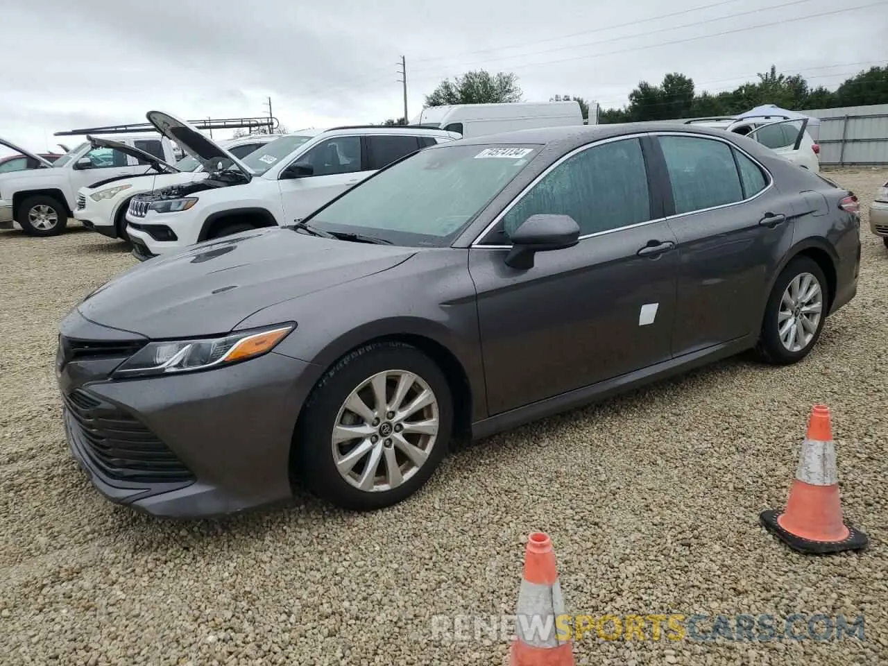 1 fotografías del automóvil dañado 4T1B11HK1KU268208 TOYOTA CAMRY 2019