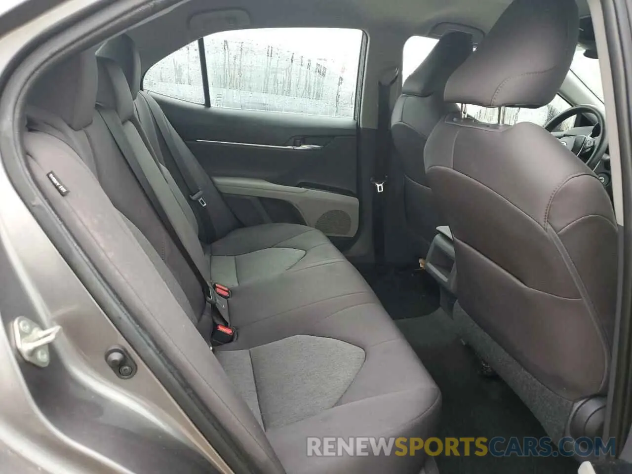 10 fotografías del automóvil dañado 4T1B11HK1KU268208 TOYOTA CAMRY 2019