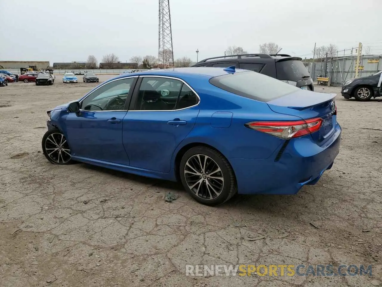 2 fotografías del automóvil dañado 4T1B11HK1KU270993 TOYOTA CAMRY 2019