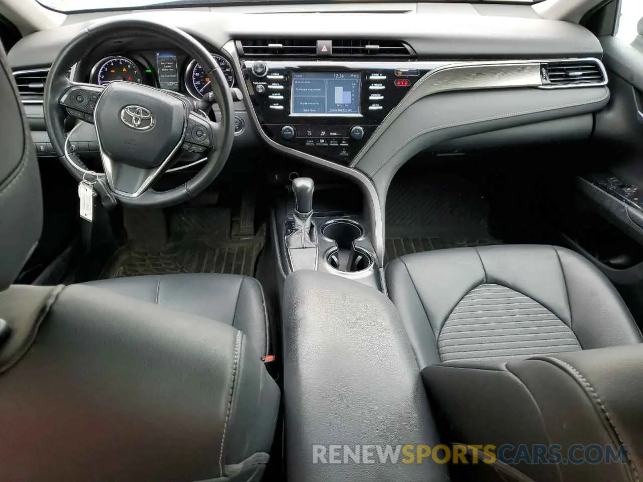 8 fotografías del automóvil dañado 4T1B11HK1KU270993 TOYOTA CAMRY 2019
