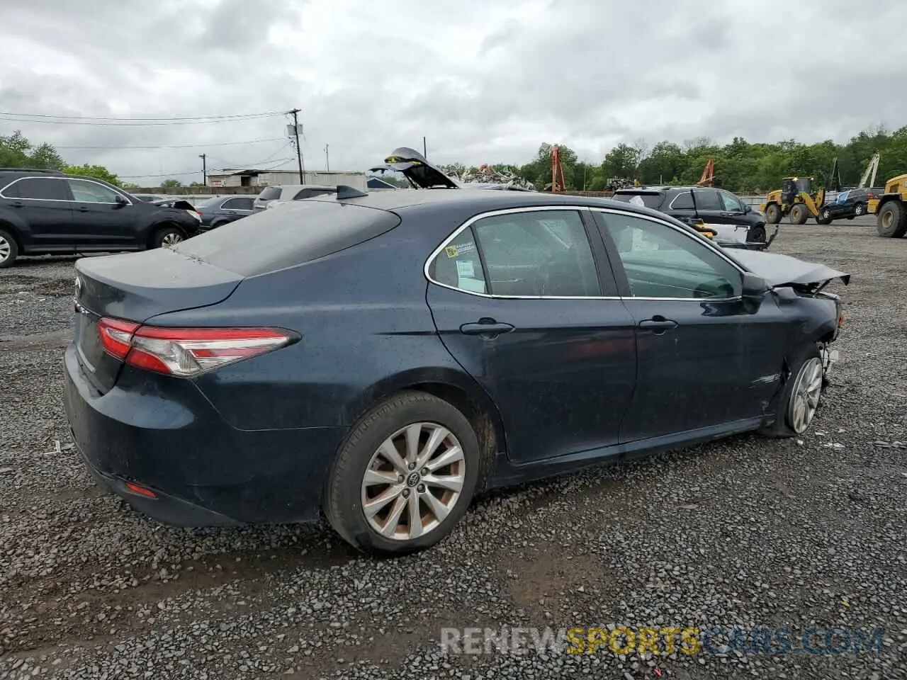 3 fotografías del automóvil dañado 4T1B11HK1KU277099 TOYOTA CAMRY 2019