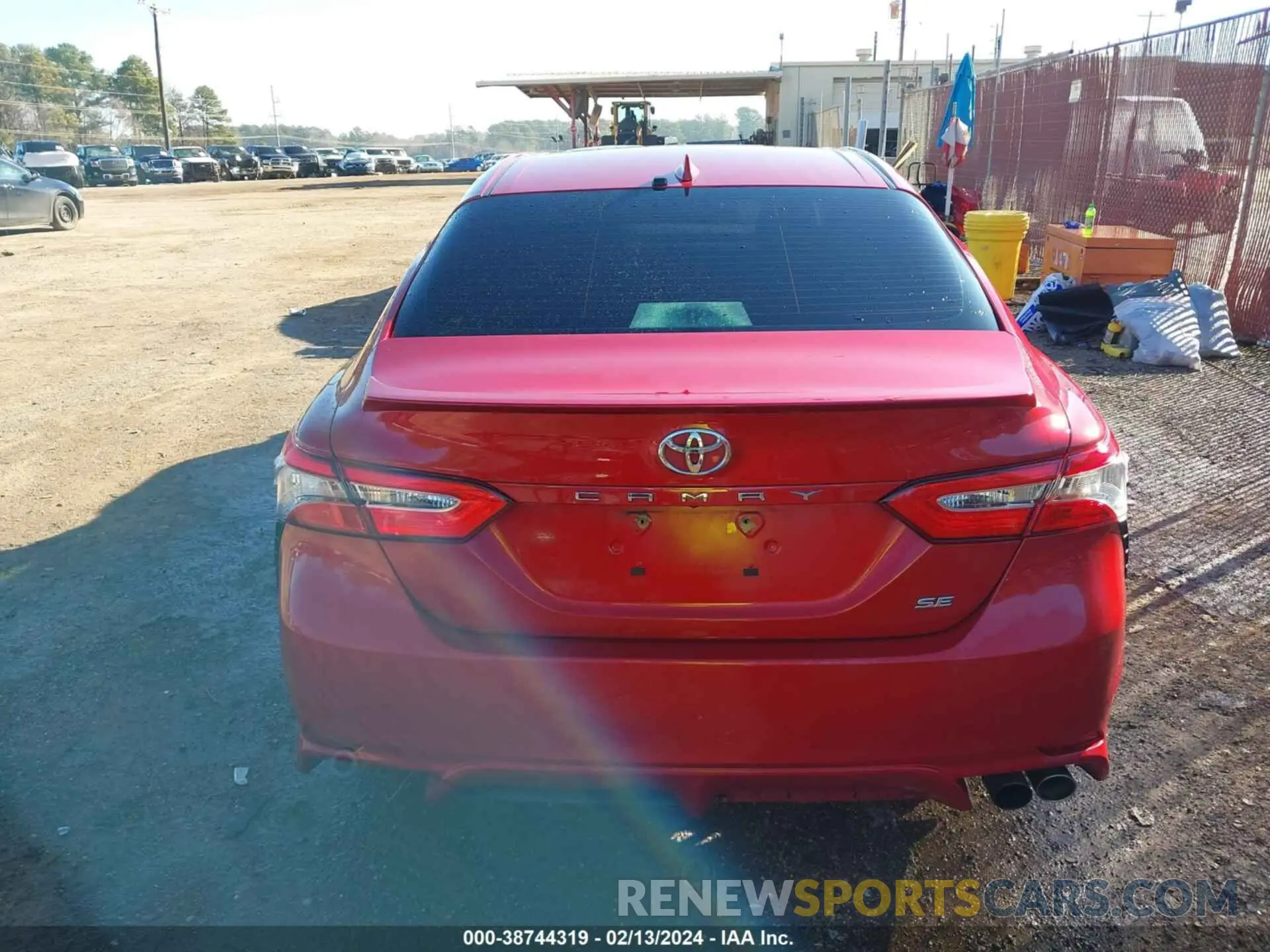 17 fotografías del automóvil dañado 4T1B11HK1KU285591 TOYOTA CAMRY 2019