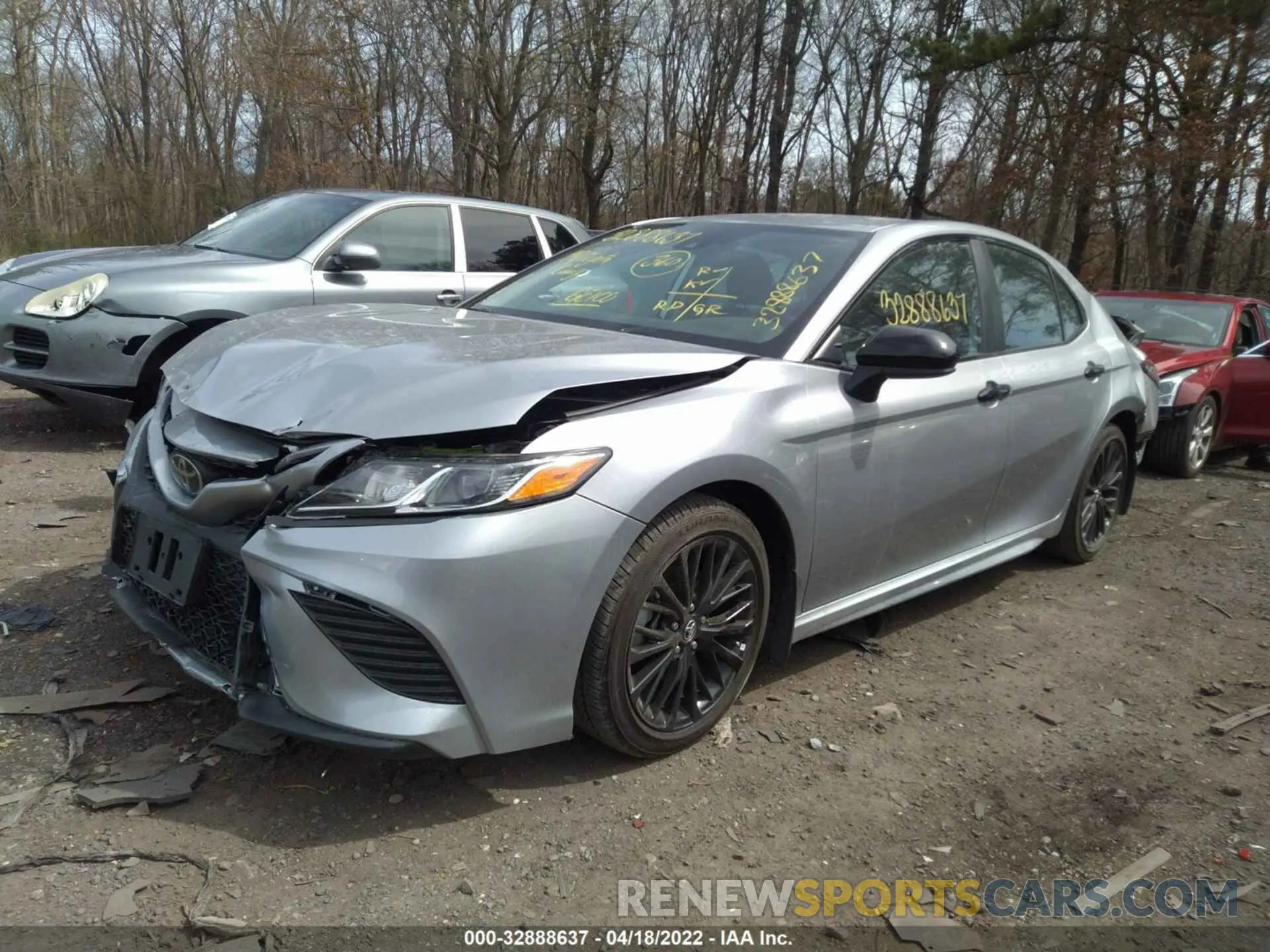 2 fotografías del automóvil dañado 4T1B11HK1KU288216 TOYOTA CAMRY 2019