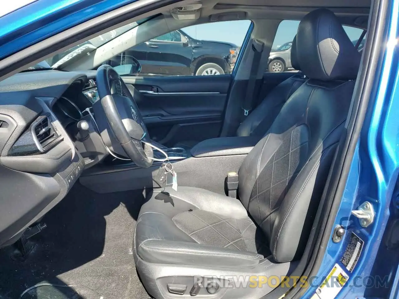 7 fotografías del automóvil dañado 4T1B11HK1KU295019 TOYOTA CAMRY 2019