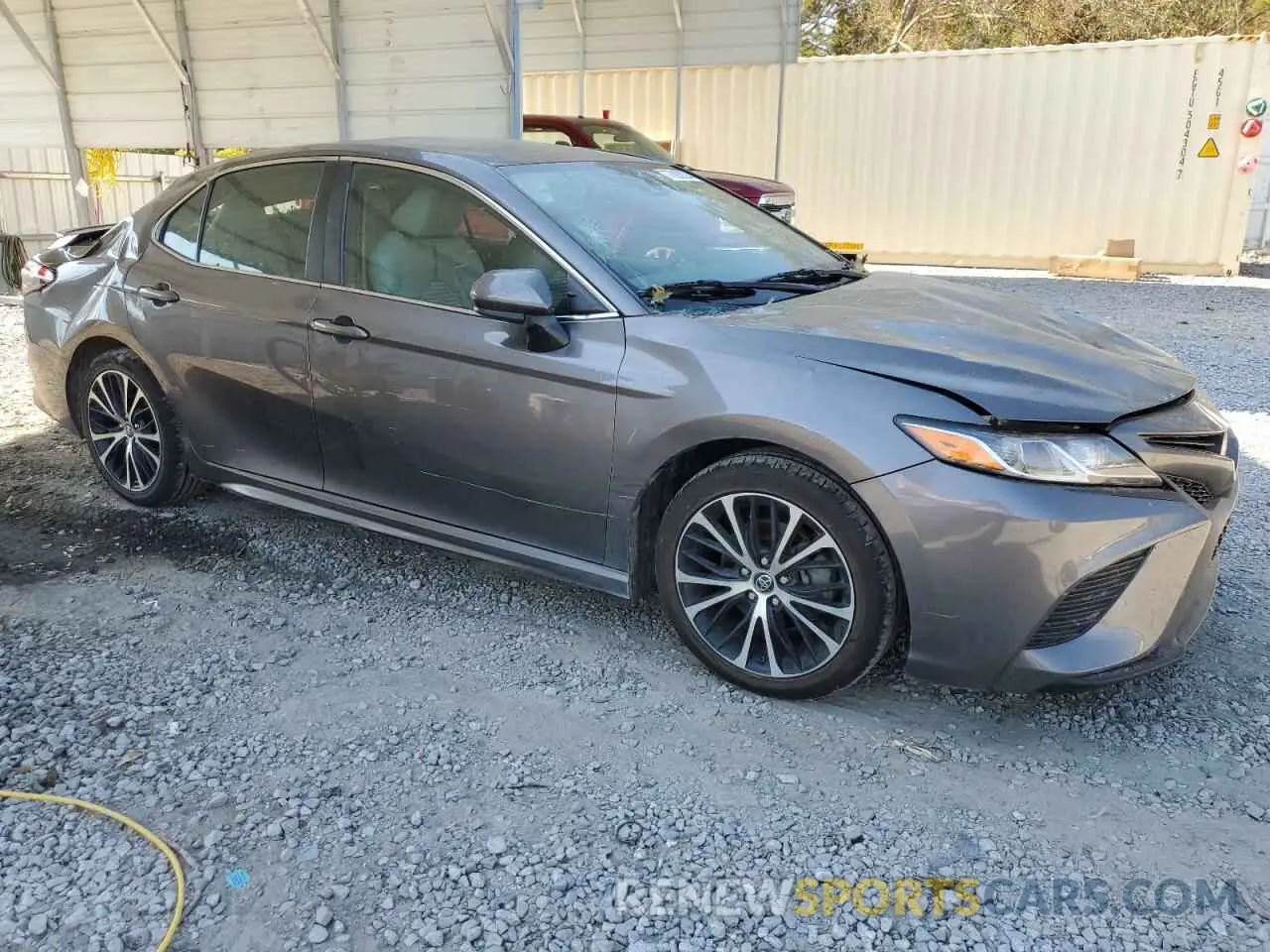 4 fotografías del automóvil dañado 4T1B11HK1KU297627 TOYOTA CAMRY 2019