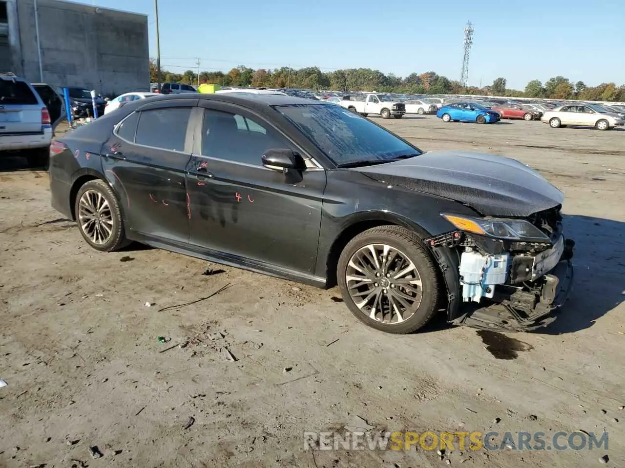 4 fotografías del automóvil dañado 4T1B11HK1KU684856 TOYOTA CAMRY 2019