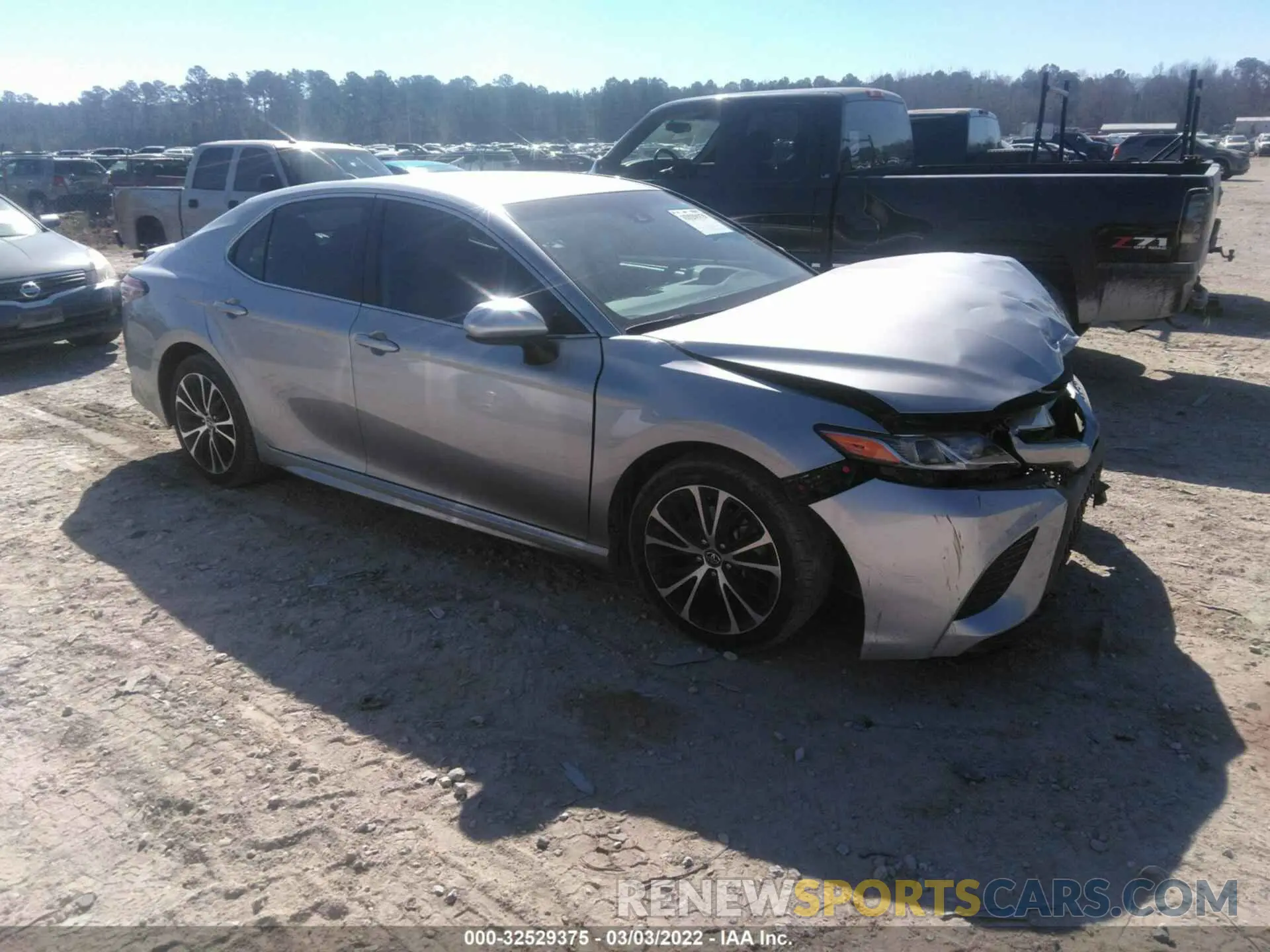 1 fotografías del automóvil dañado 4T1B11HK1KU689152 TOYOTA CAMRY 2019