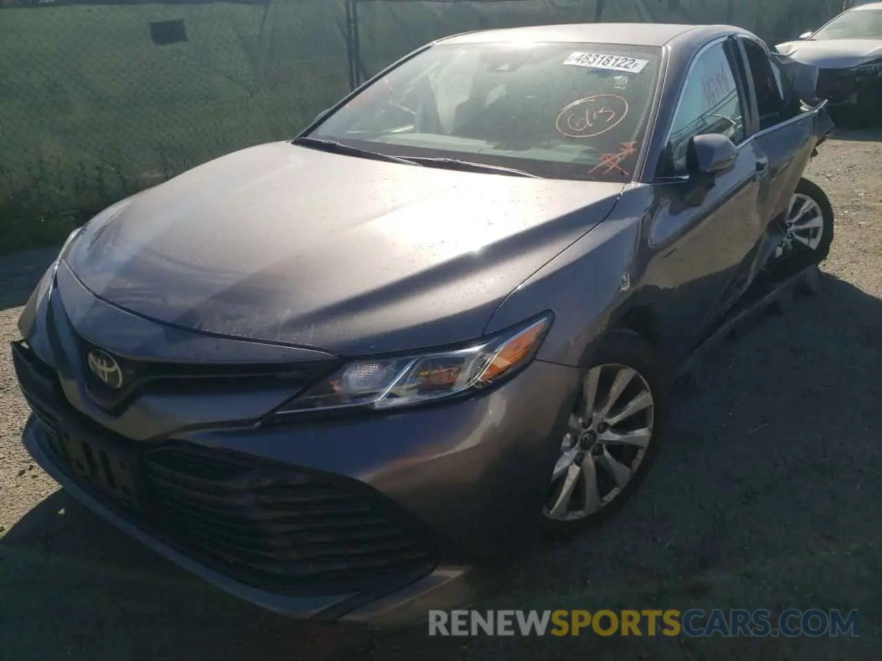 2 fotografías del automóvil dañado 4T1B11HK1KU690379 TOYOTA CAMRY 2019